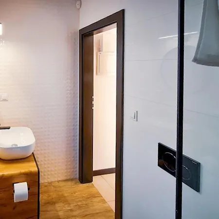 Pet Friendly In With Sauna *